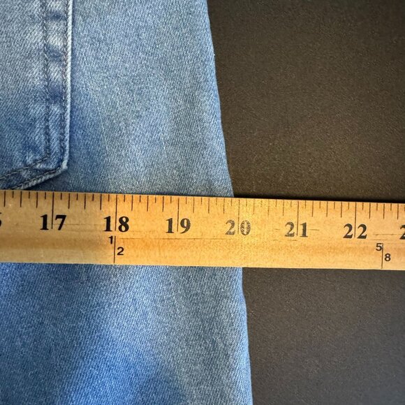 NWT Everlane Mid-Rise Skinny Light Wash Jeans, Size 30R - Picture 8 of 8